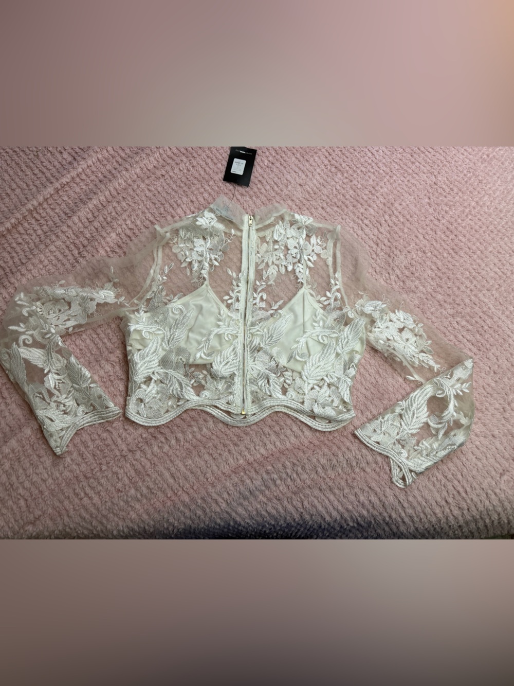 Fashion Nova Sheer Embroidered Lace Crop Top- Size L NWT - Picture 2 of 8